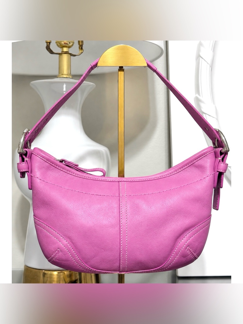 Vintage COACH Soho 9541 Fuchsia Pink Leather Hobo Bag Y2K 2006